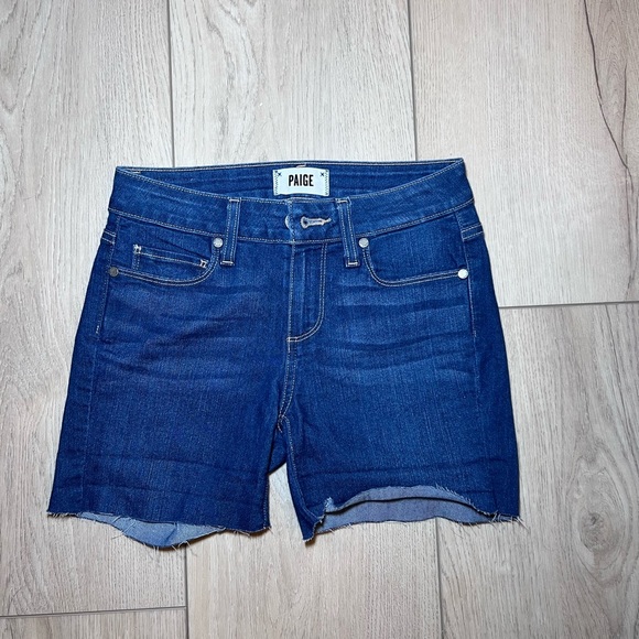 Paige Shorts - Picture 1 of 6